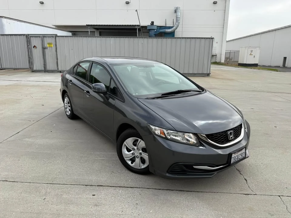 2013 Honda Civic 9th Gen - Image 16 of 17