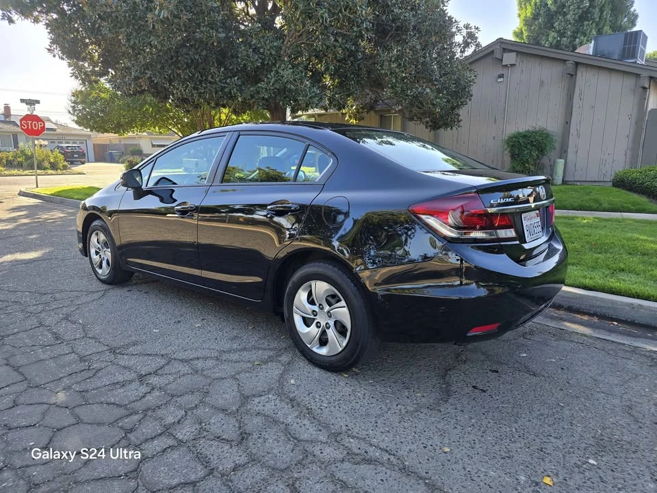 2013 Honda Civic 9th Gen - Image 3 of 9