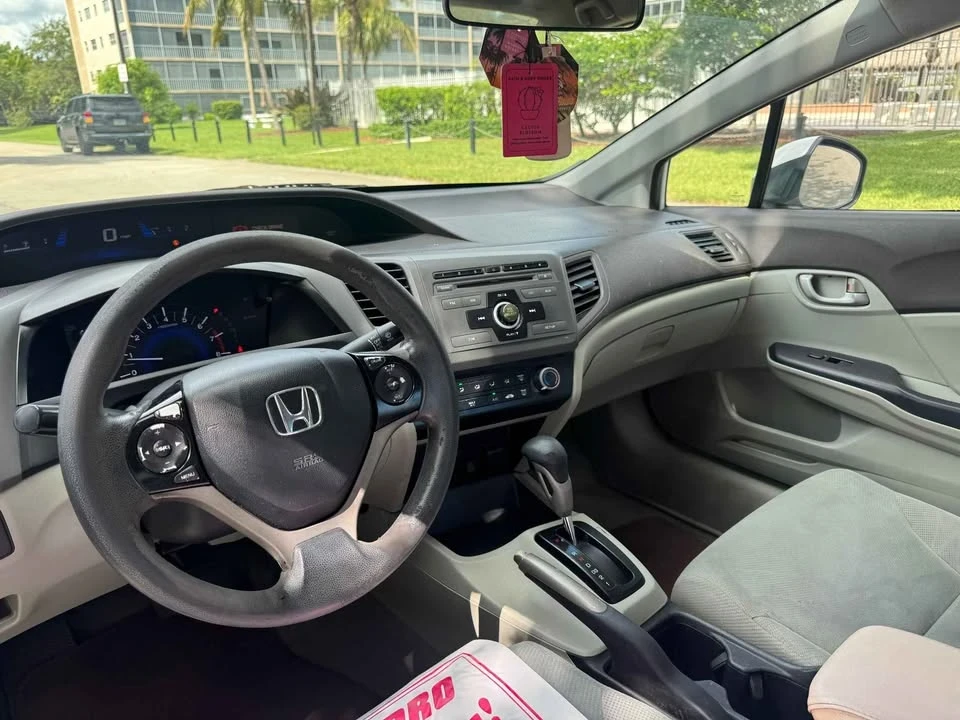 2013 Honda Civic 9th Gen - Image 5 of 6