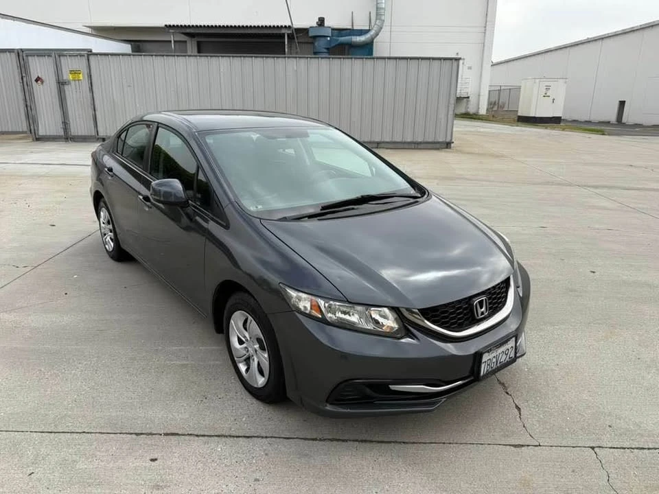 2013 Honda Civic 9th Gen - Image 7 of 17