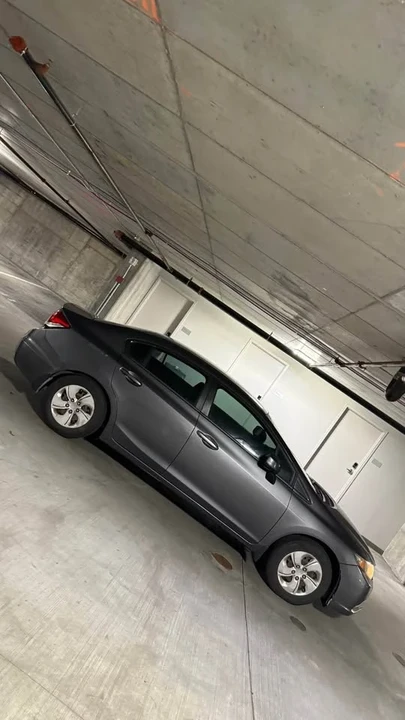 2013 Honda Civic 9th Gen - Image 9 of 11