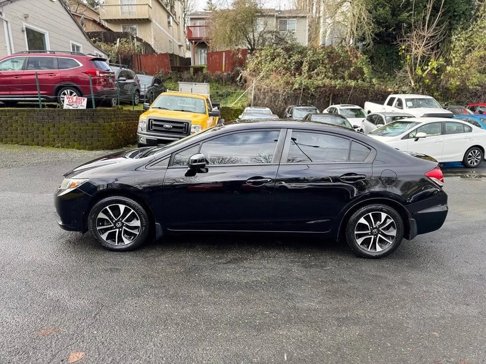 2013 Honda Civic 9th Gen - Image 17 of 20