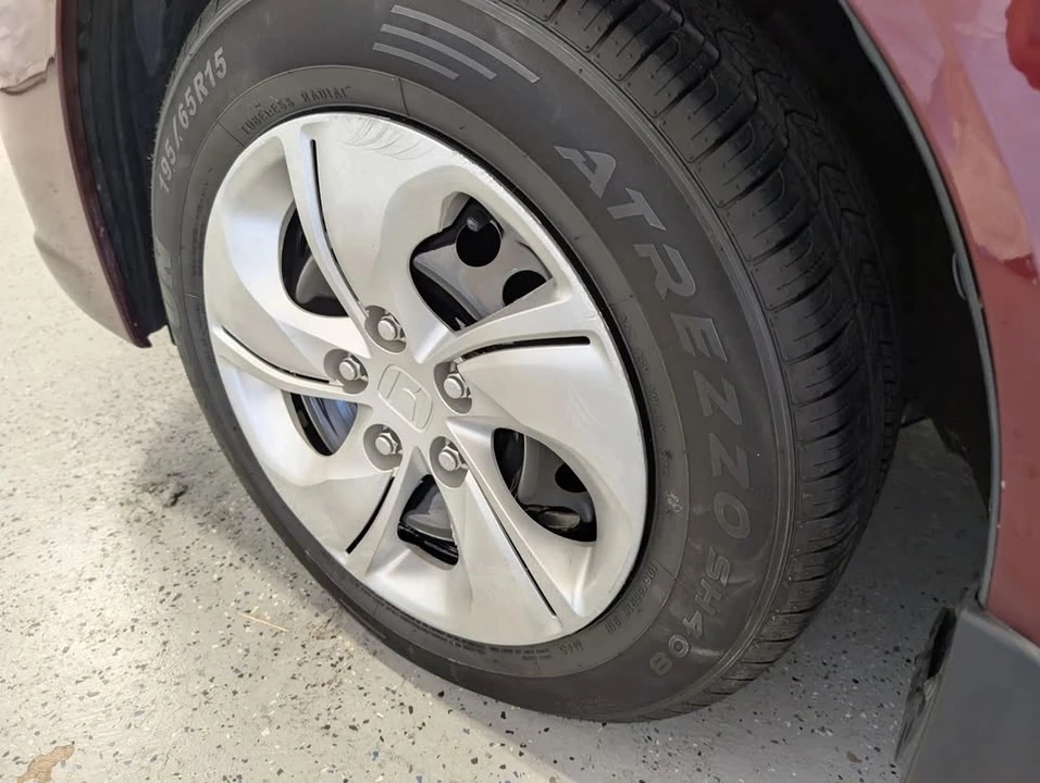 2013 Honda Civic 9th Gen - Image 5 of 20