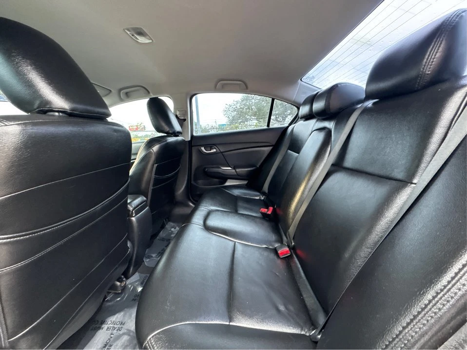 2013 Honda Civic 9th Gen - Image 10 of 20