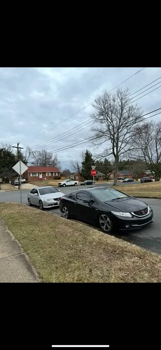 2013 Honda Civic 9th Gen - Image 3 of 3