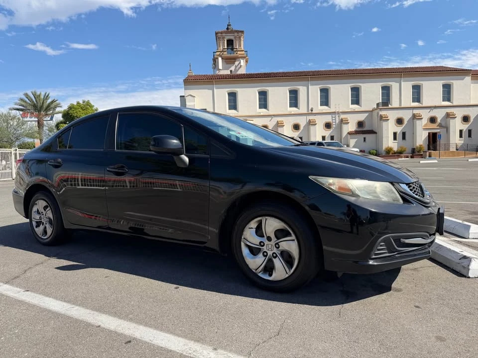 2013 Honda Civic 9th Gen - Image 8 of 17