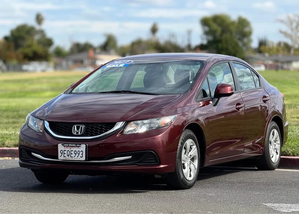 2013 Honda Civic 9th Gen - Image 4 of 16