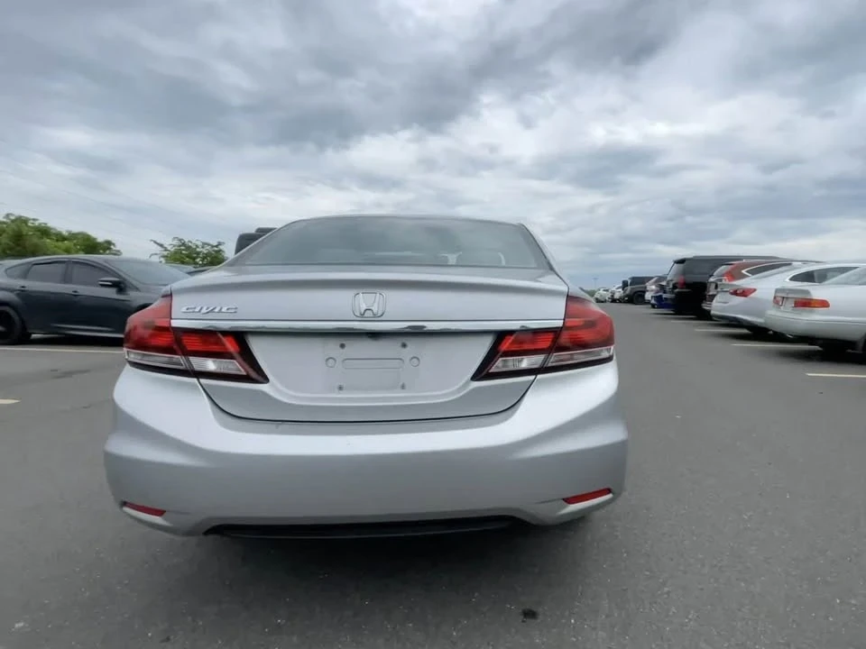 2013 Honda Civic 9th Gen - Image 2 of 6