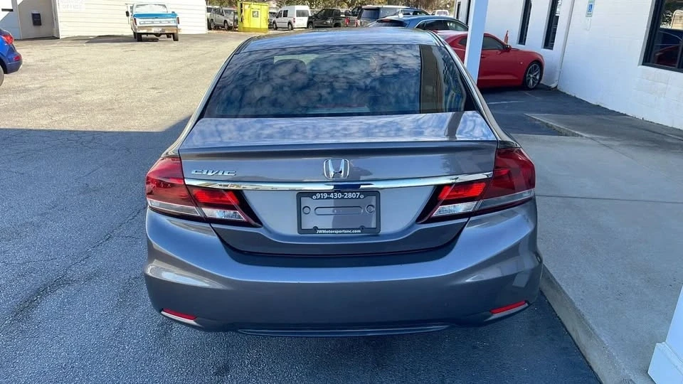 2013 Honda Civic 9th Gen - Image 3 of 19