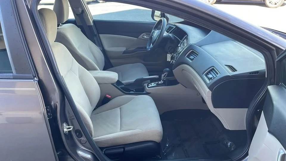 2013 Honda Civic 9th Gen - Image 18 of 19