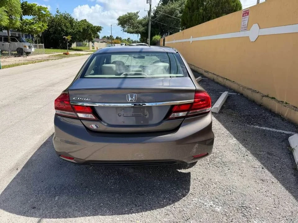 2013 Honda Civic 9th Gen - Image 8 of 11