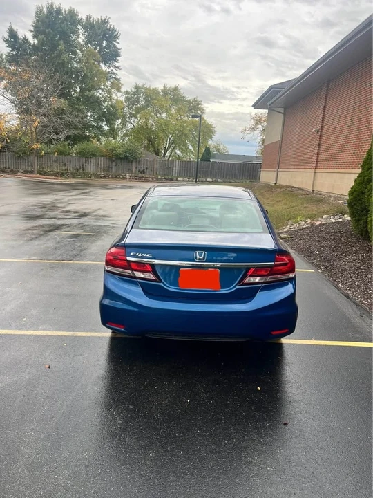2013 Honda Civic 9th Gen - Image 5 of 16