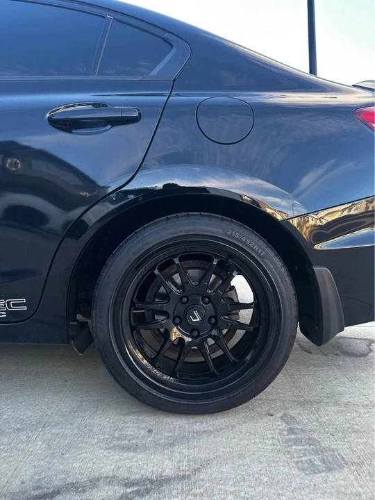 2013 Honda Civic 9th Gen - Image 4 of 12