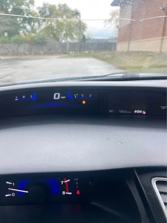 2013 Honda Civic 9th Gen - Image 10 of 16