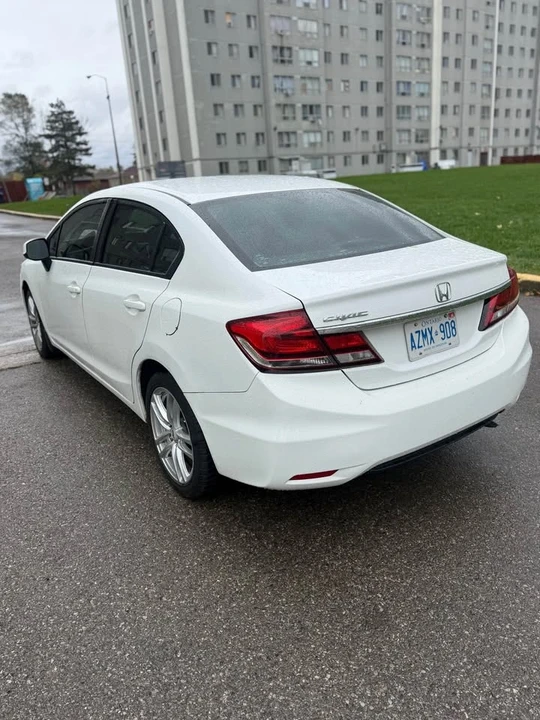 2013 Honda Civic 9th Gen - Image 4 of 6