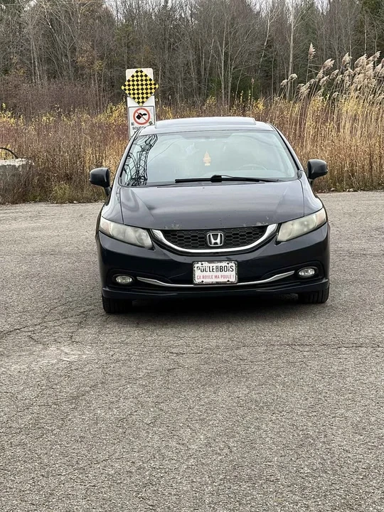 2013 Honda Civic 9th Gen - Image 2 of 11