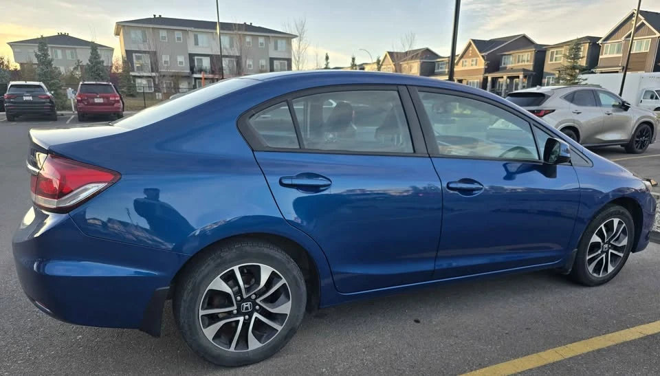 2013 Honda Civic 9th Gen - Image 9 of 19
