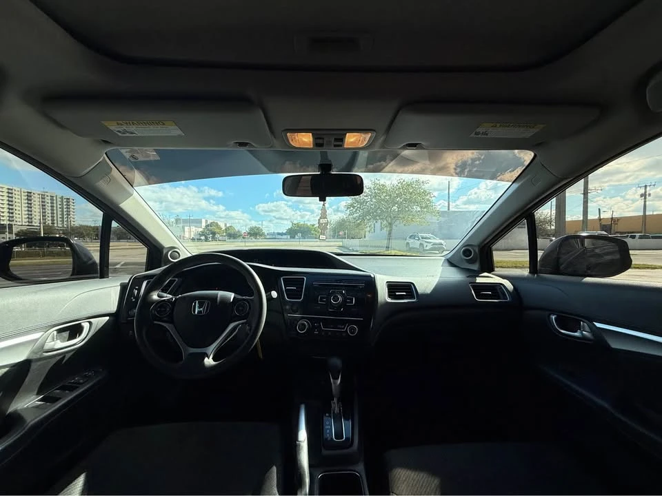 2013 Honda Civic 9th Gen - Image 7 of 17