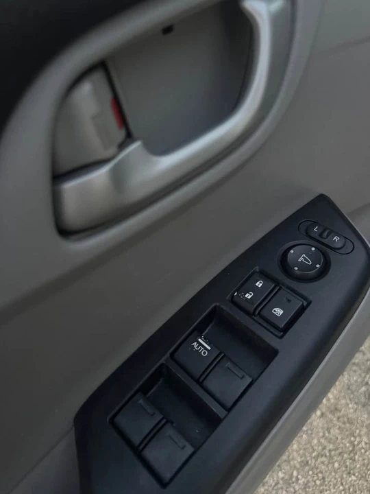 2013 Honda Civic 9th Gen - Image 14 of 15