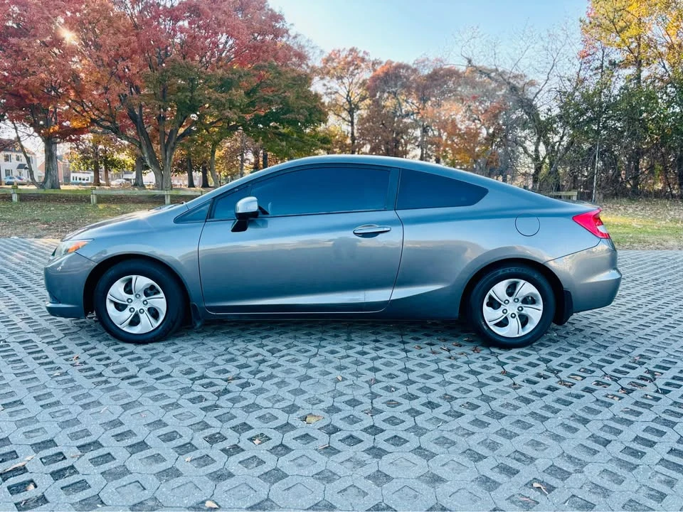 2013 Honda Civic 9th Gen - Image 9 of 18