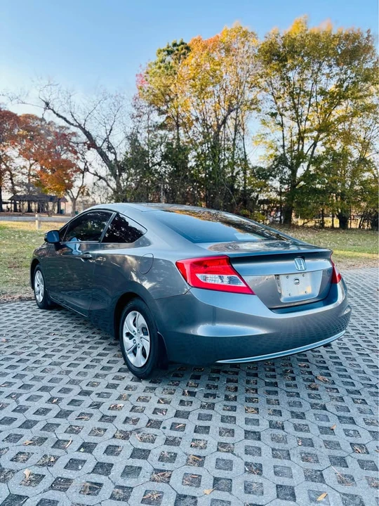 2013 Honda Civic 9th Gen - Image 17 of 18