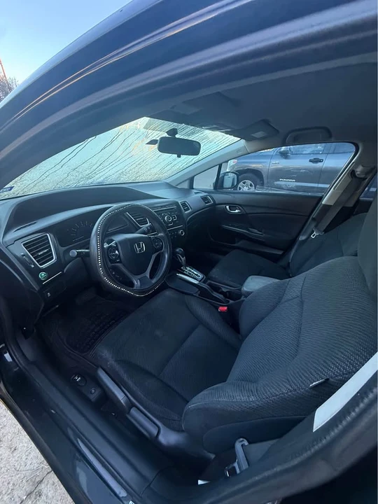 2013 Honda Civic 9th Gen - Image 4 of 6