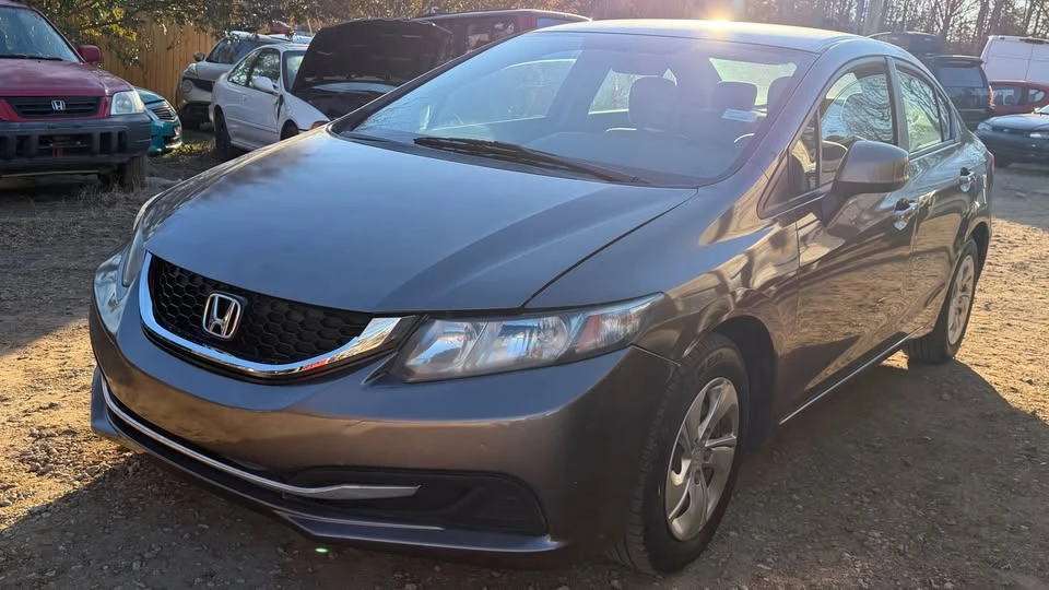 2013 Honda Civic 9th Gen - Image 5 of 7