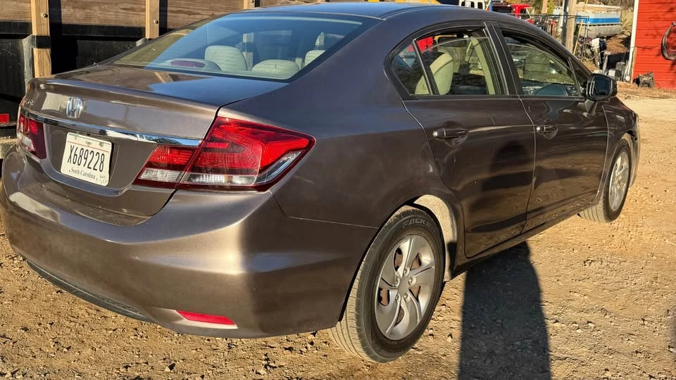 2013 Honda Civic 9th Gen - Image 4 of 7