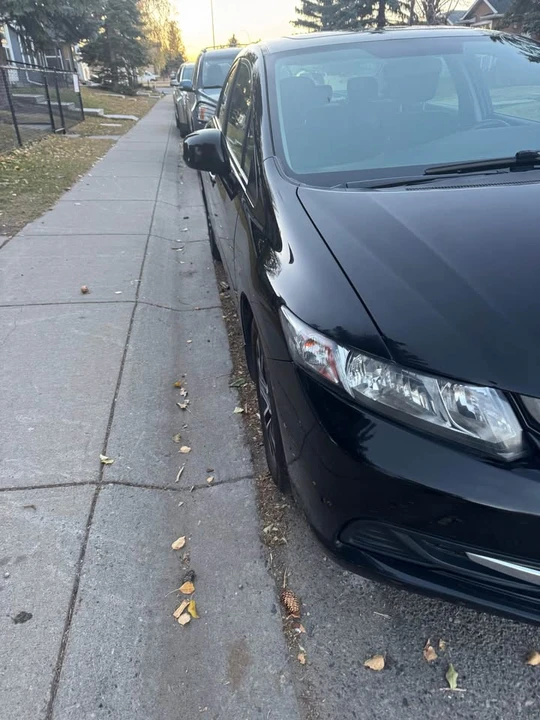 2013 Honda Civic 9th Gen - Image 2 of 9