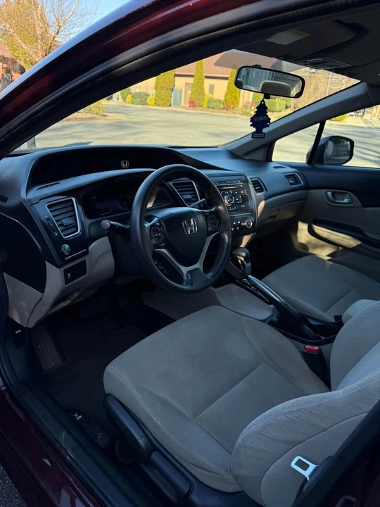 2013 Honda Civic 9th Gen - Image 5 of 11