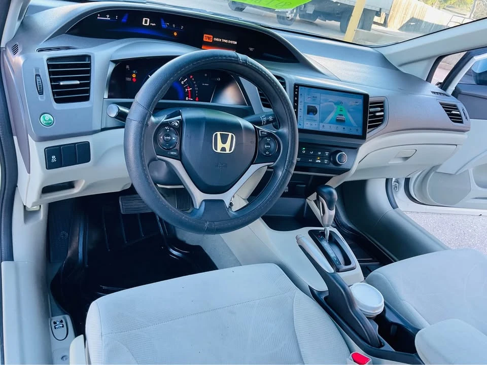 2013 Honda Civic 9th Gen - Image 8 of 14