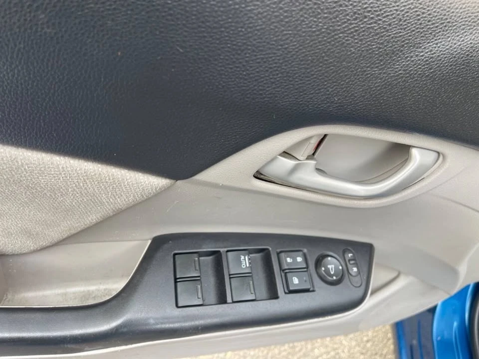 2013 Honda Civic 9th Gen - Image 11 of 13