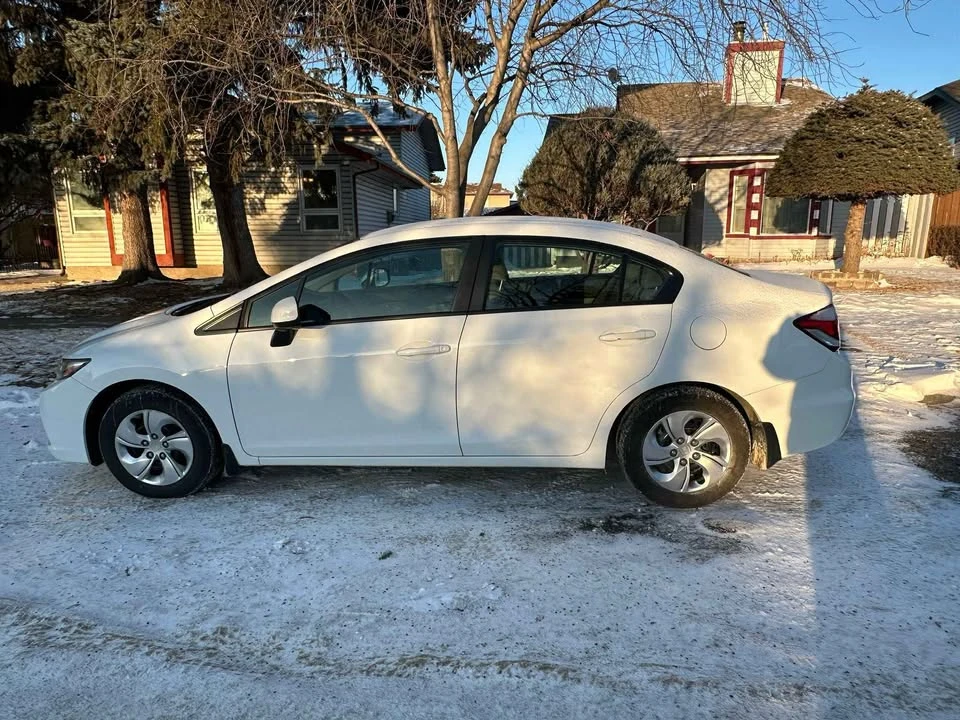 2013 Honda Civic 9th Gen - Image 7 of 11