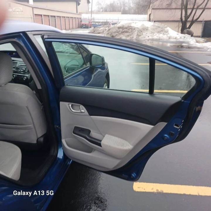 2013 Honda Civic 9th Gen - Image 7 of 20