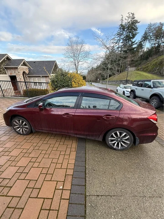 2013 Honda Civic 9th Gen - Image 2 of 5