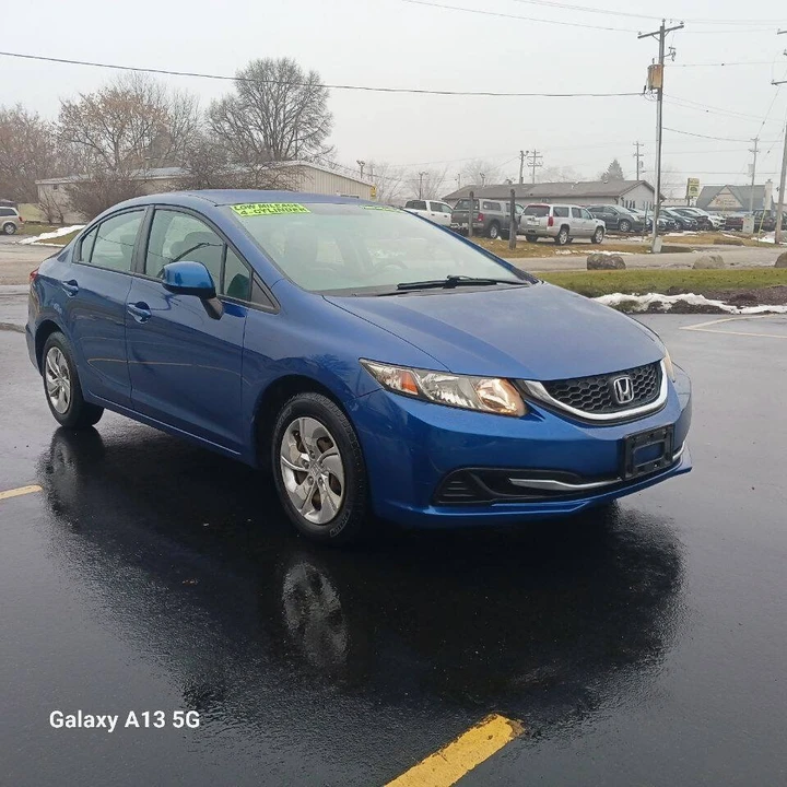 2013 Honda Civic 9th Gen - Image 3 of 20
