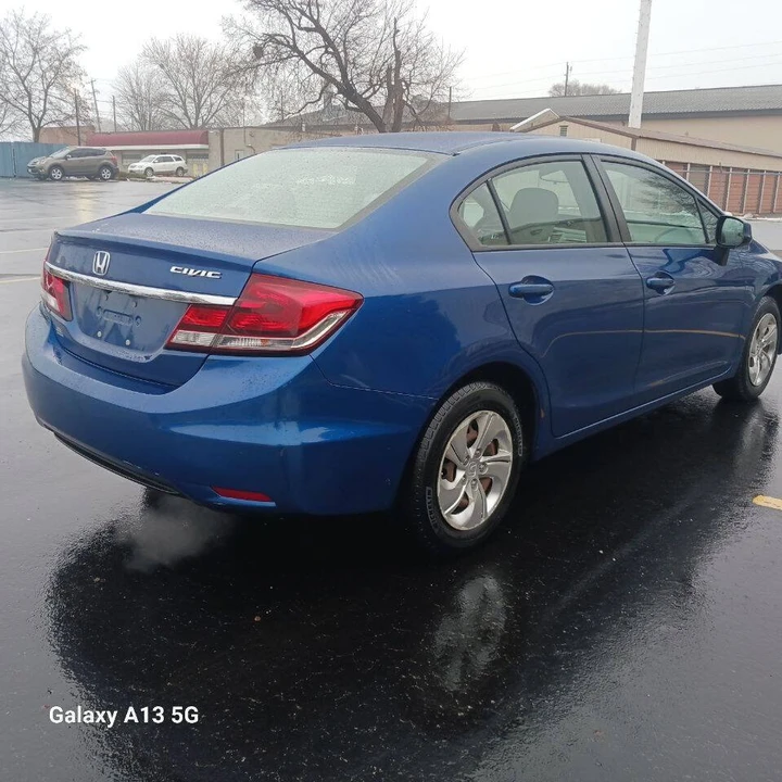 2013 Honda Civic 9th Gen - Image 9 of 20
