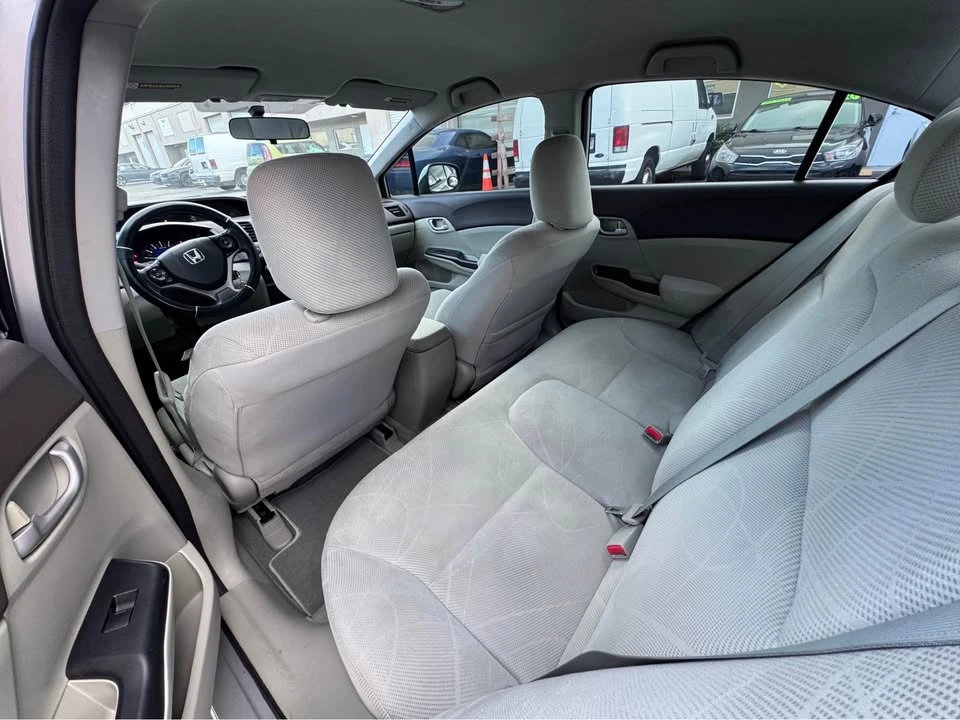 2013 Honda Civic 9th Gen - Image 6 of 10