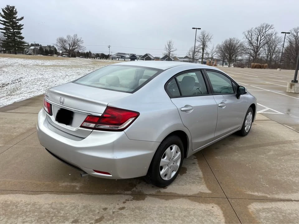 2013 Honda Civic 9th Gen - Image 4 of 16