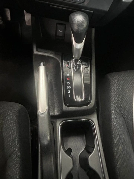 2013 Honda Civic 9th Gen - Image 10 of 14