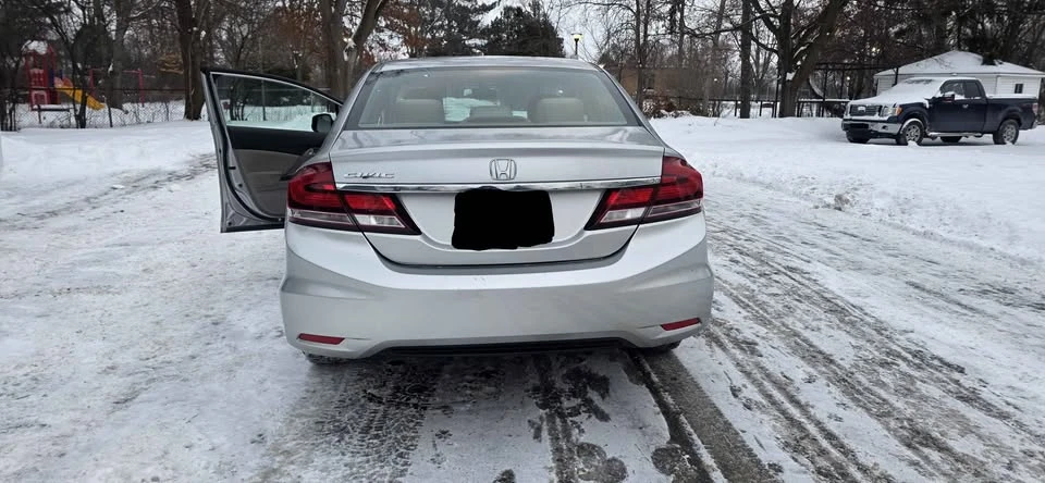2013 Honda Civic 9th Gen - Image 6 of 13