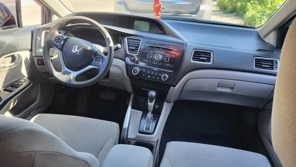 2013 Honda Civic 9th Gen - Image 4 of 7