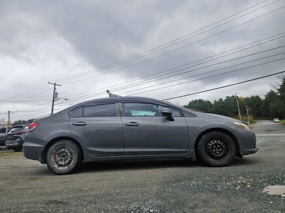 2013 Honda Civic 9th Gen - Image 2 of 8
