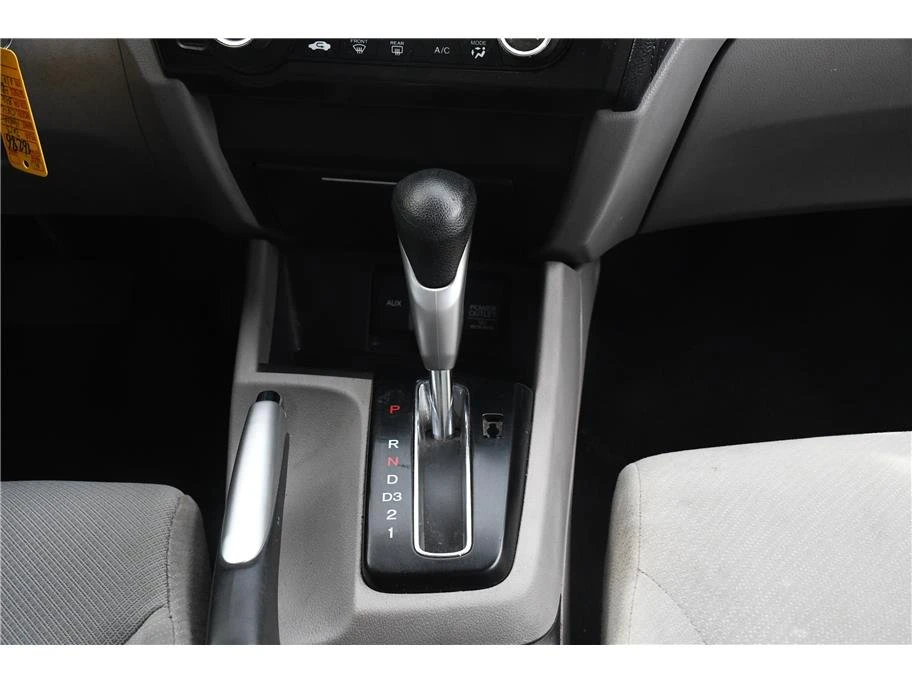 2013 Honda Civic 9th Gen - Image 13 of 15