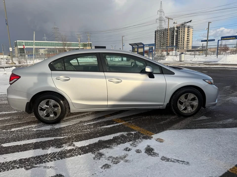 2013 Honda Civic 9th Gen - Image 4 of 14