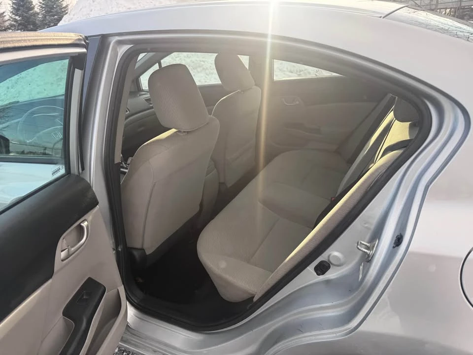 2013 Honda Civic 9th Gen - Image 10 of 14