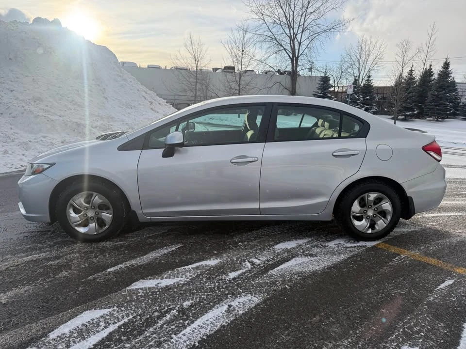 2013 Honda Civic 9th Gen - Image 5 of 14