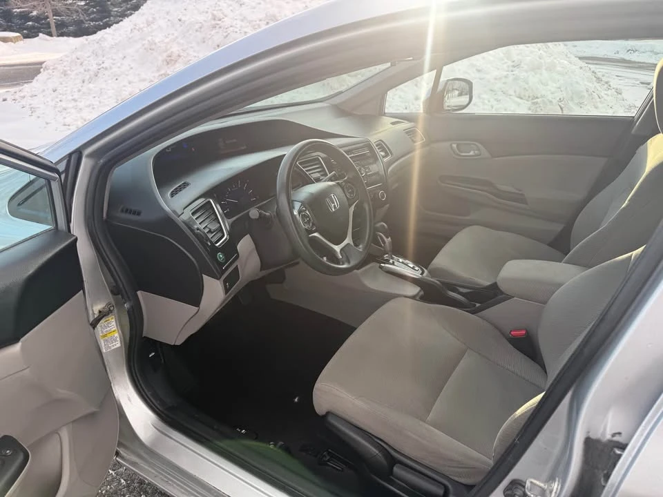2013 Honda Civic 9th Gen - Image 9 of 14