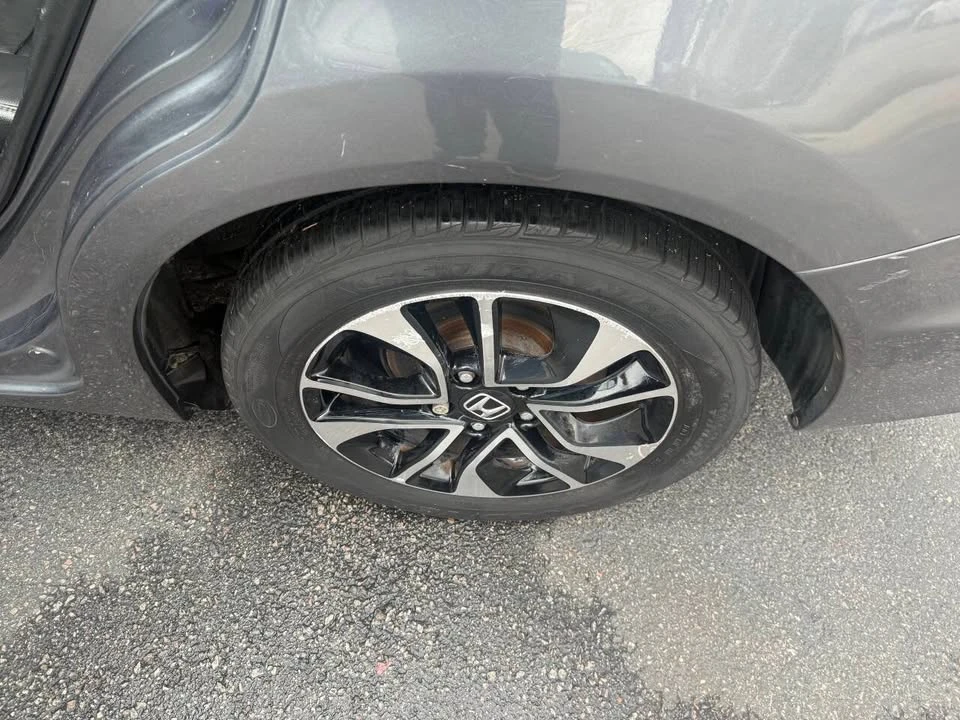 2013 Honda Civic 9th Gen - Image 15 of 18
