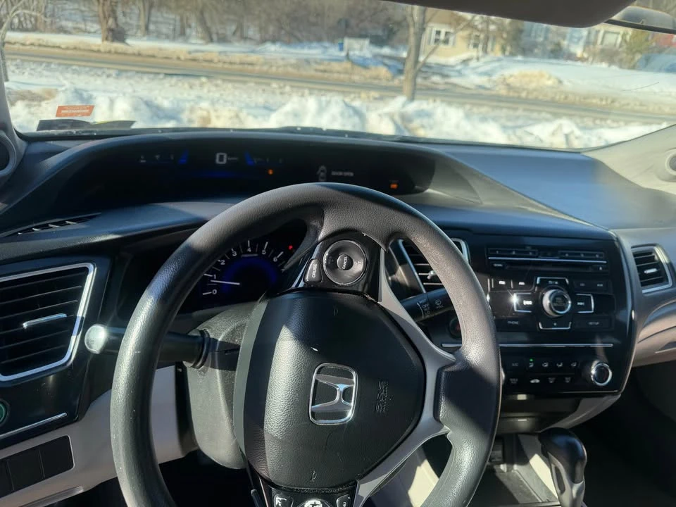 2013 Honda Civic 9th Gen - Image 11 of 16